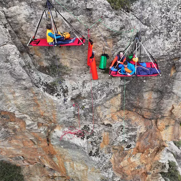 Corse portaledge 2 portaledge shack corse